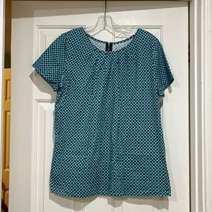 Ann Taylor Loft short sleeve blouse size Large
